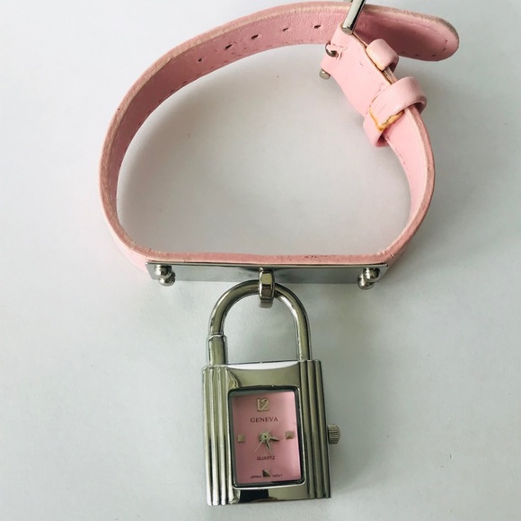 GENEVA PINK LOCK LOCKET DESIGNER KELLY WATCH LOVE - Picture 5 of 6